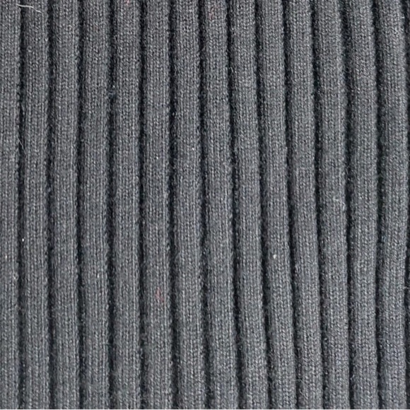 437 Gaia Ribbed Set - Picture 12 of 13